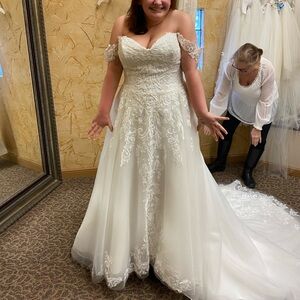 Wedding dress!!!